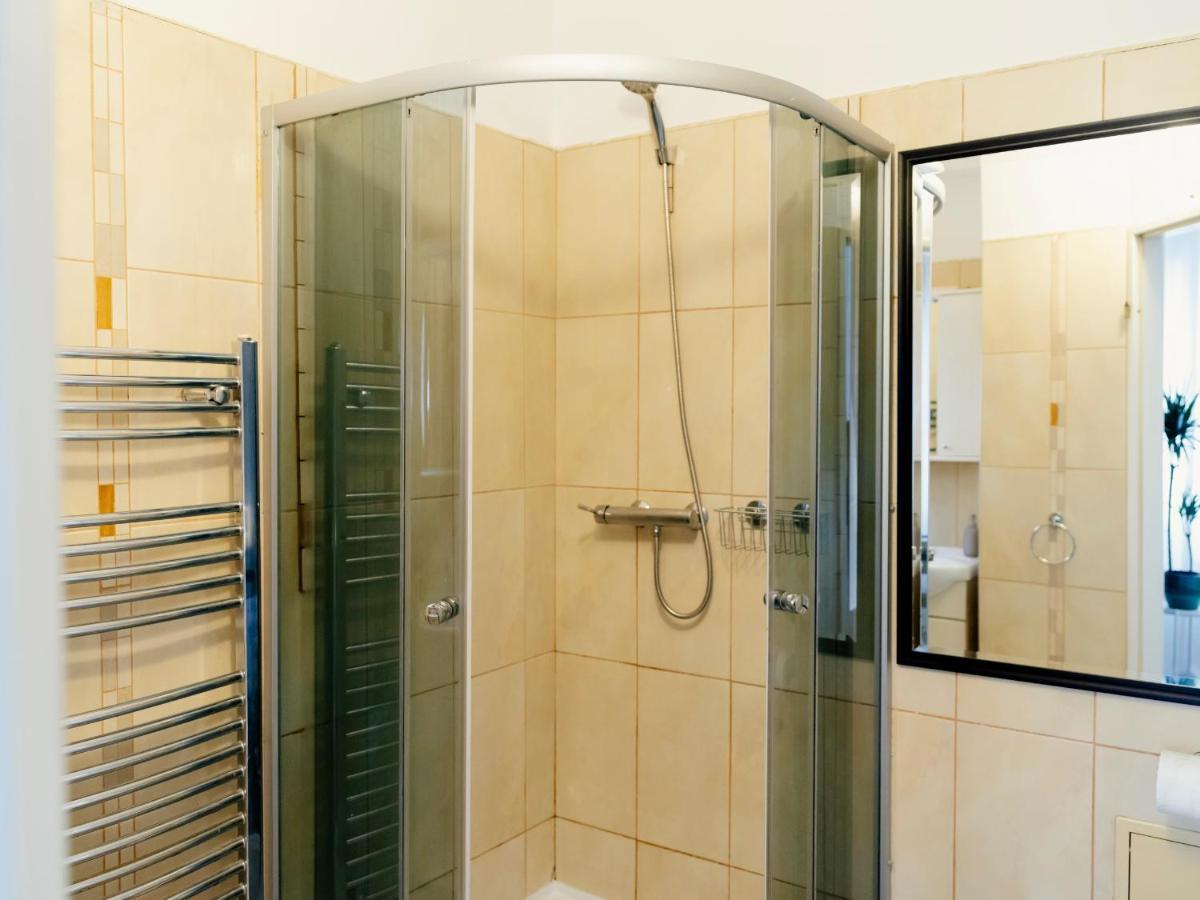 Lovely Vintage Double Studio In City Center Bucarest Extérieur photo